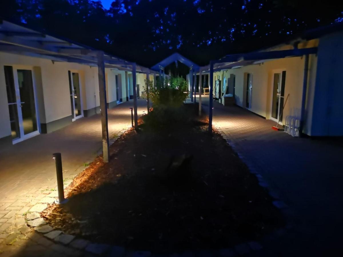 Teek Hostel Markgrafenheide Dış mekan fotoğraf